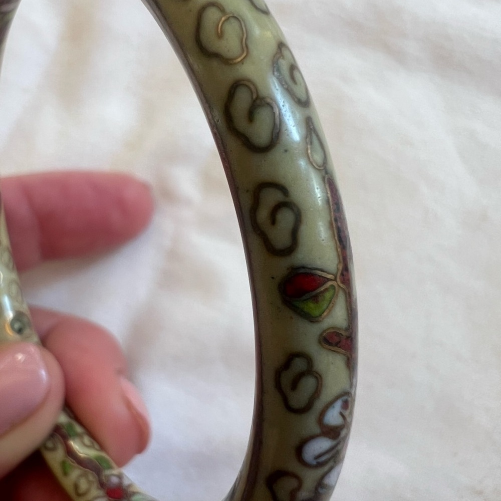 Handcrafted Cloisinne Bangle - Picture 4 of 5